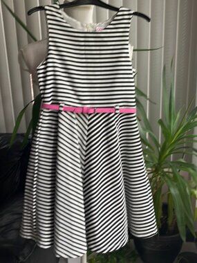 BLOOME One sworn she down flare dress for girls size 10 like new